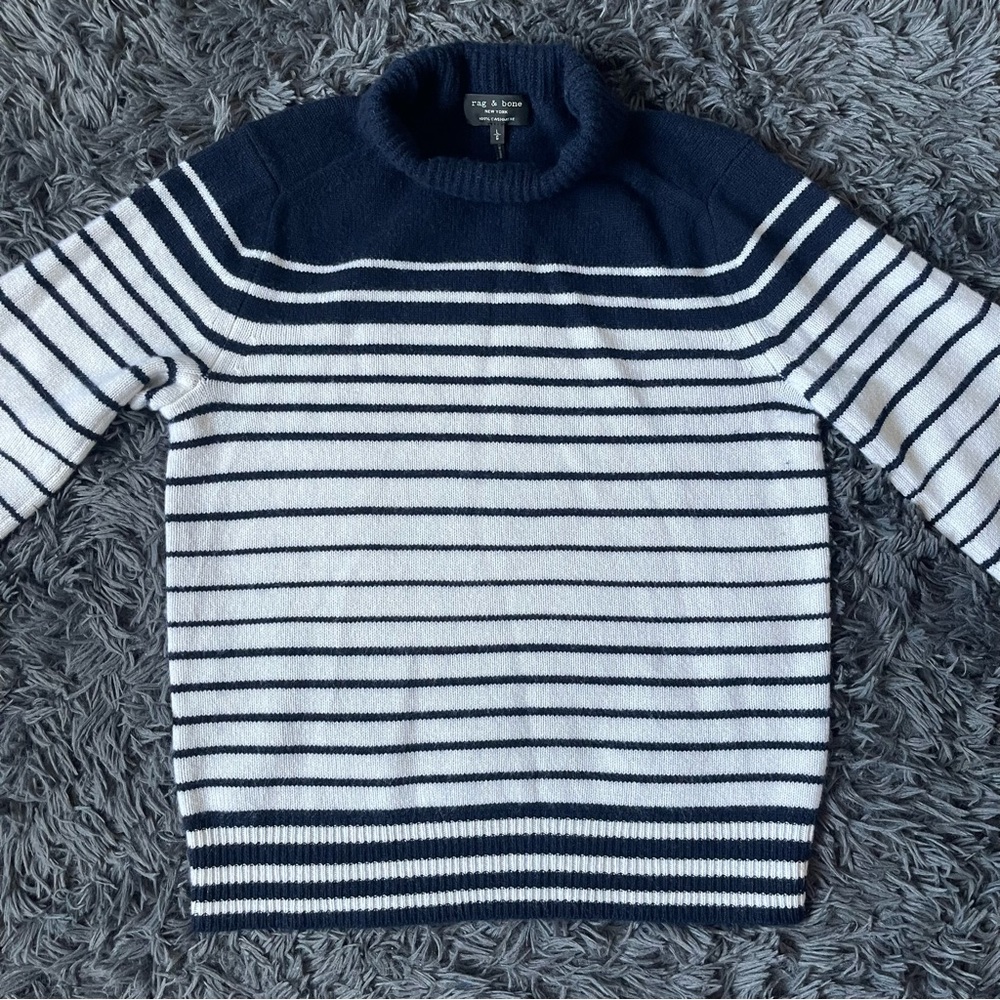rag & bone Cashmere Sweater Nautical Blue & White Turtleneck